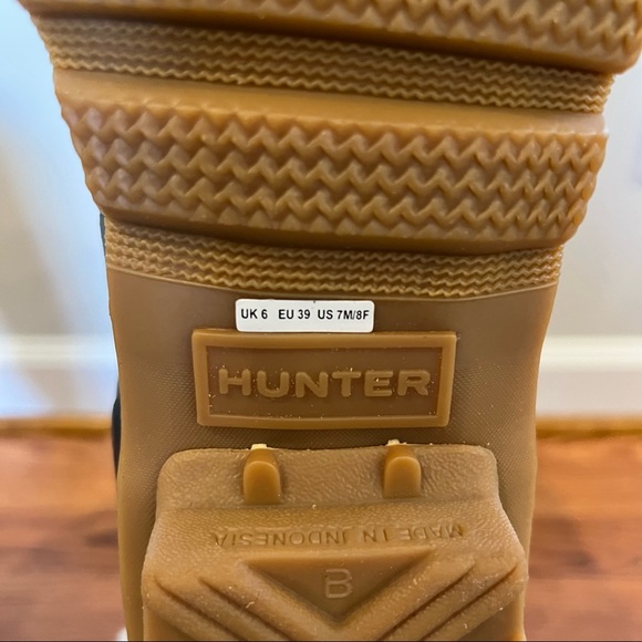 Hunter Rain Boots Original Slim Zip Textured - Chocolate - Size 8 - Picture 15 of 16